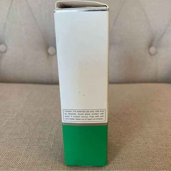 Peptide Complex Serum by Microderm GLO Best Skin Toning Facial Tightening - Picture 4 of 14